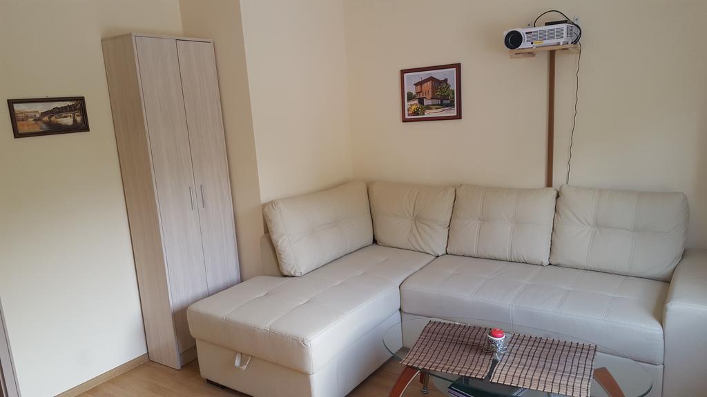 The Wild Fig Hotel Shumen Ngoại thất bức ảnh